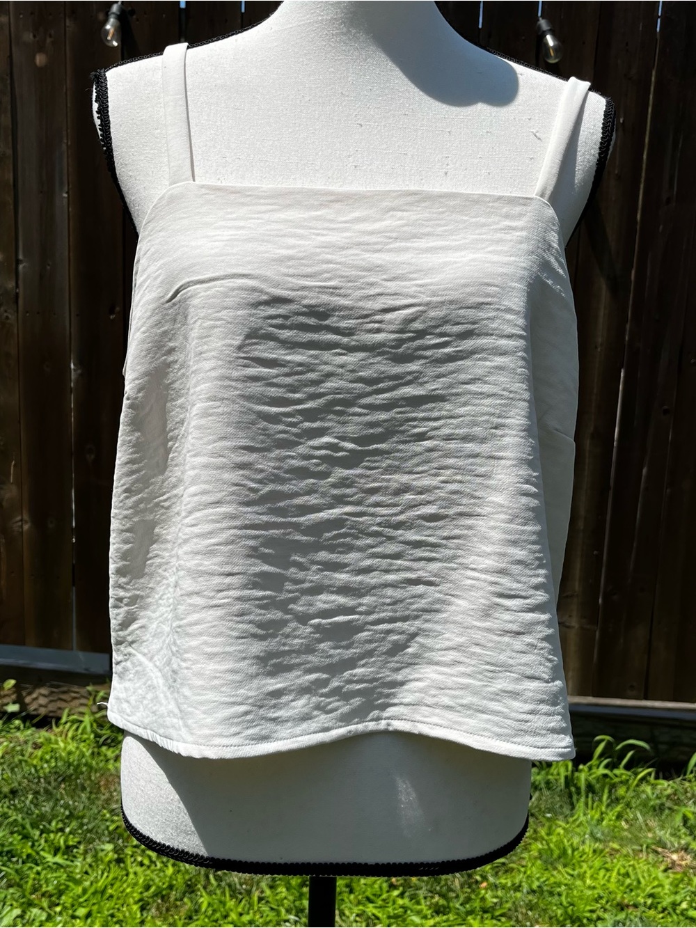 Autres Files Women's White Square-Neck Sleeveless Tank Top Accepting Offers